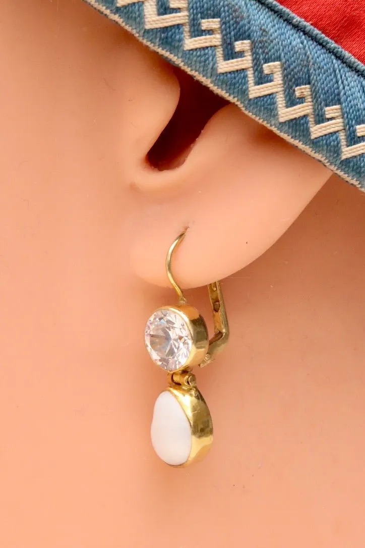 14k Music Hall Earrings