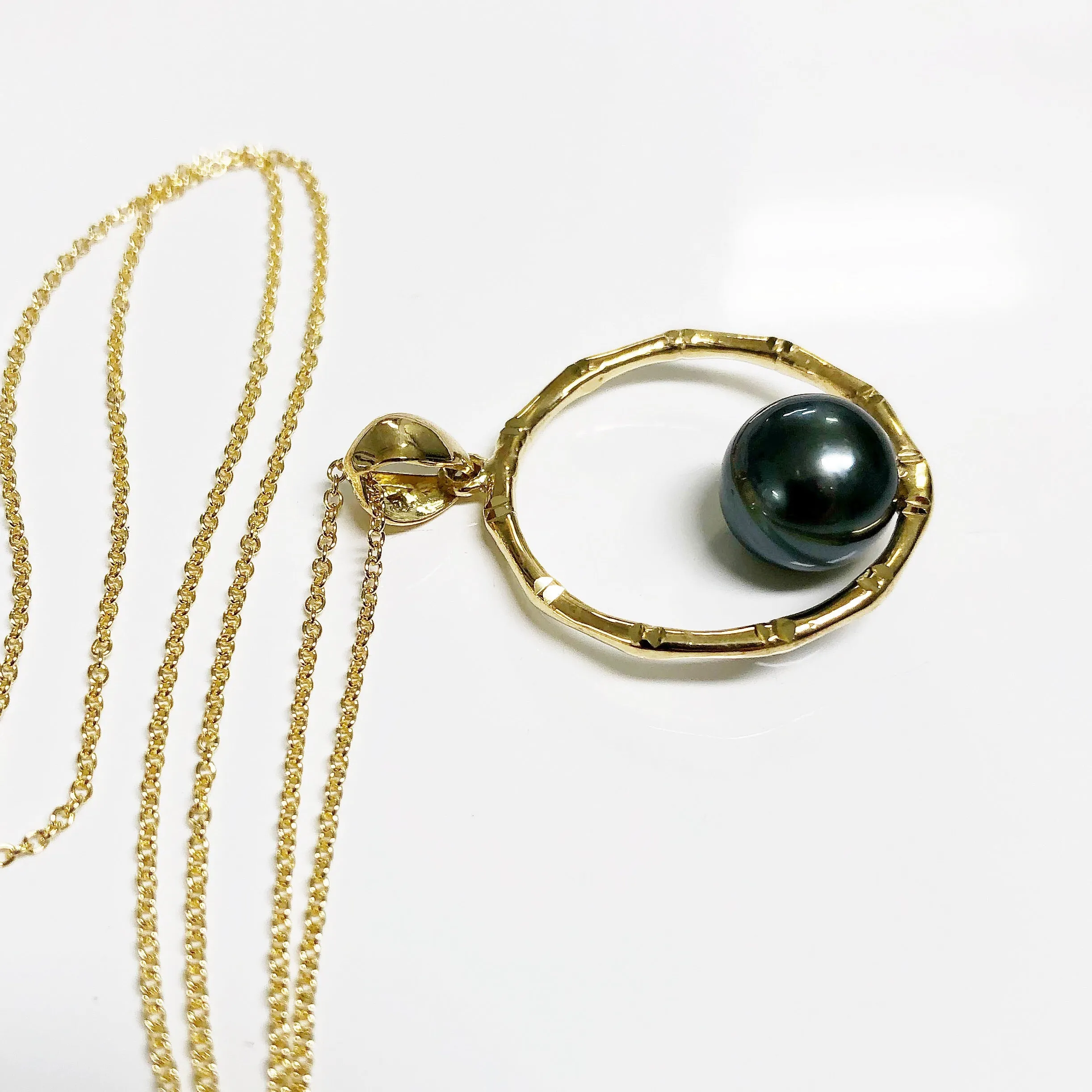 Bamboo pendant necklace - tahitian pearl (N324)