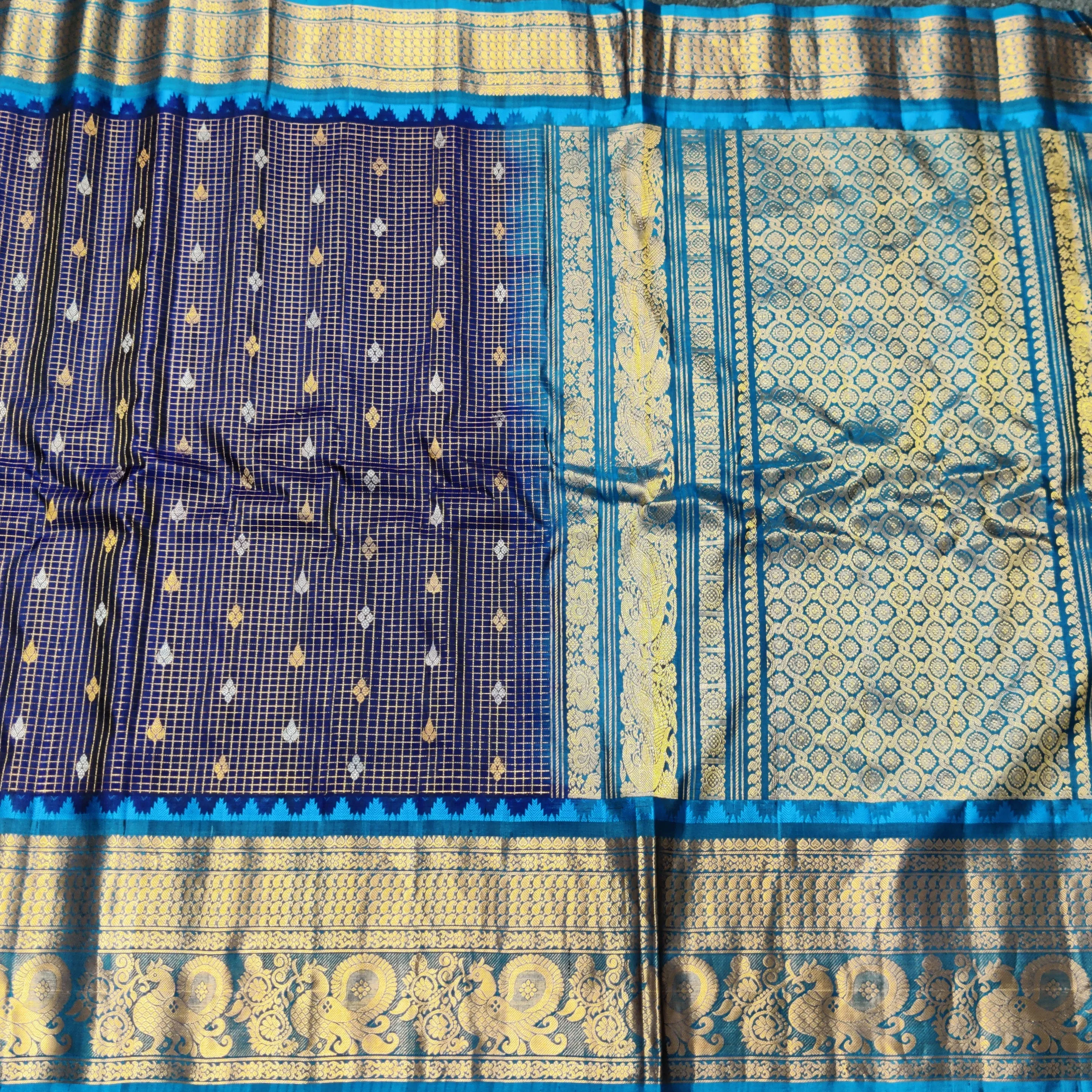 Gadwal Puresilk check sarees - GPS50