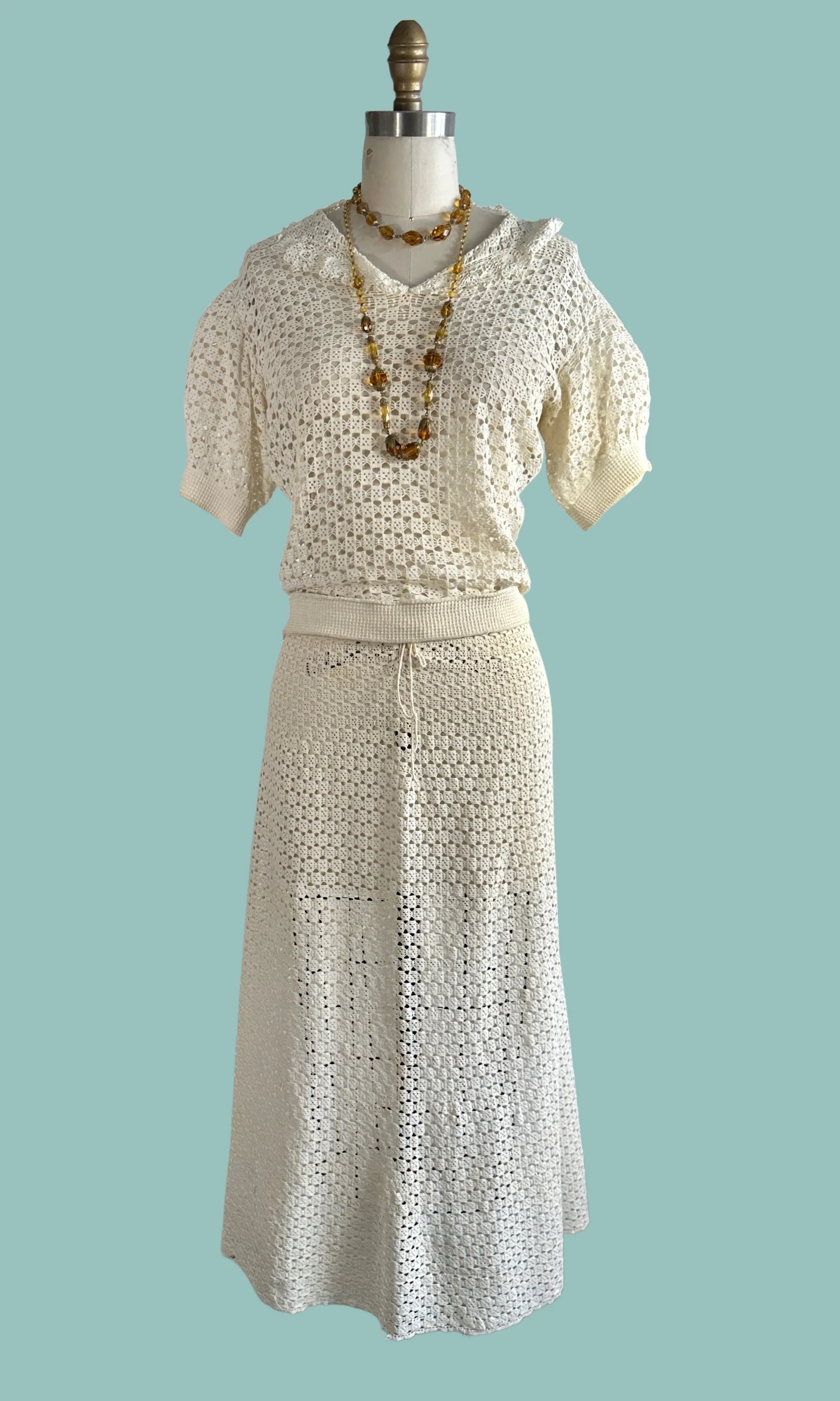 HOOKED ON CROCHET 30s Sweater Blouse and Skirt Set Medium