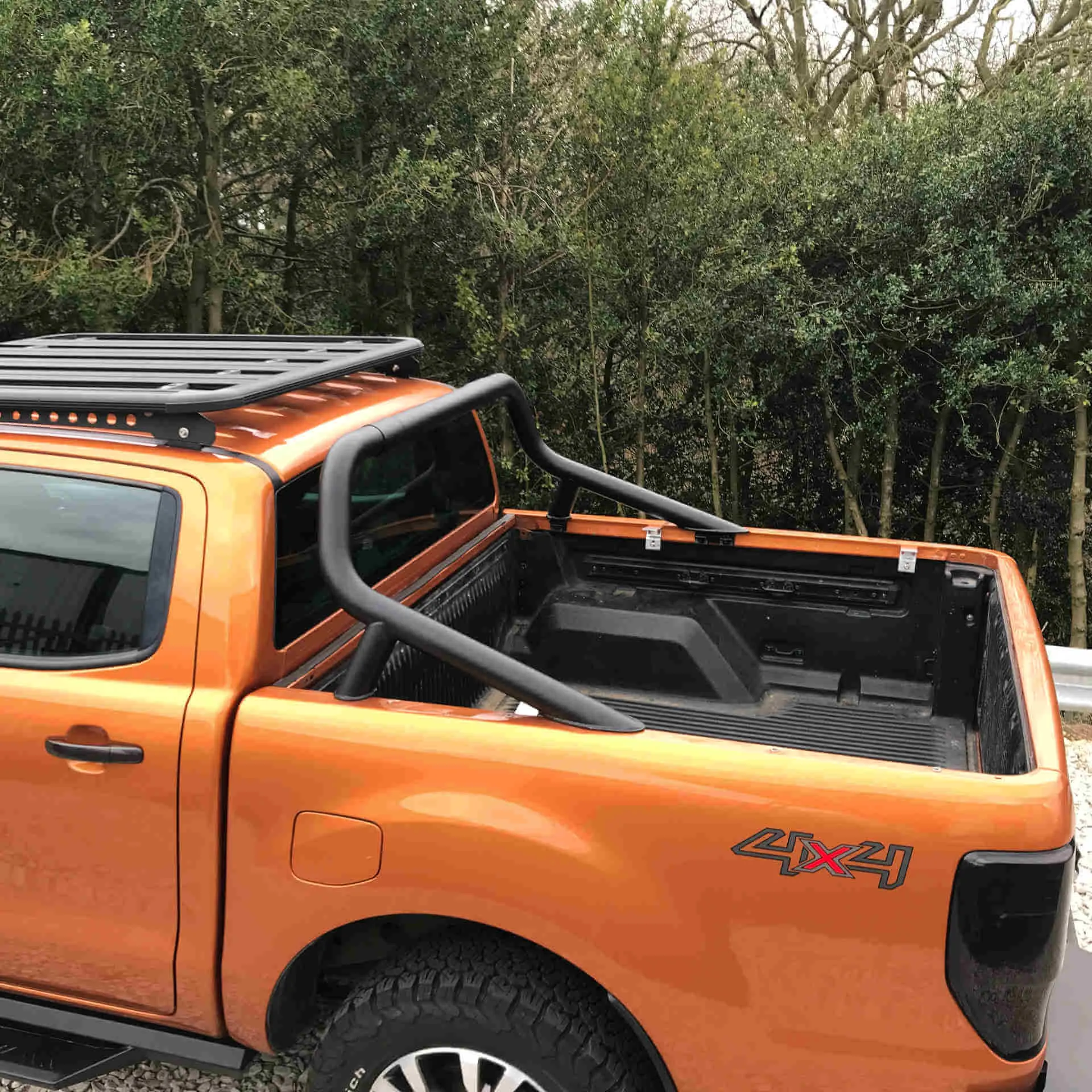 Pickup Truck Kickback Roll Sports Bar for Nissan Navara