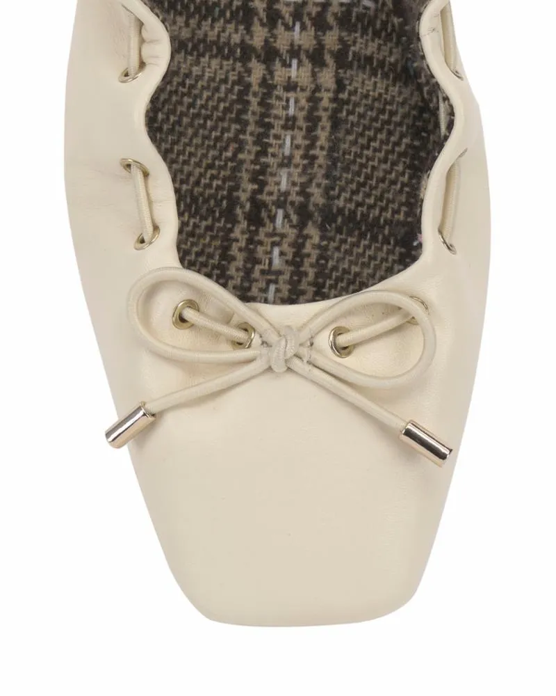 Vince Camuto VALARRAE CREAMY WHITE/BABY SHEEP