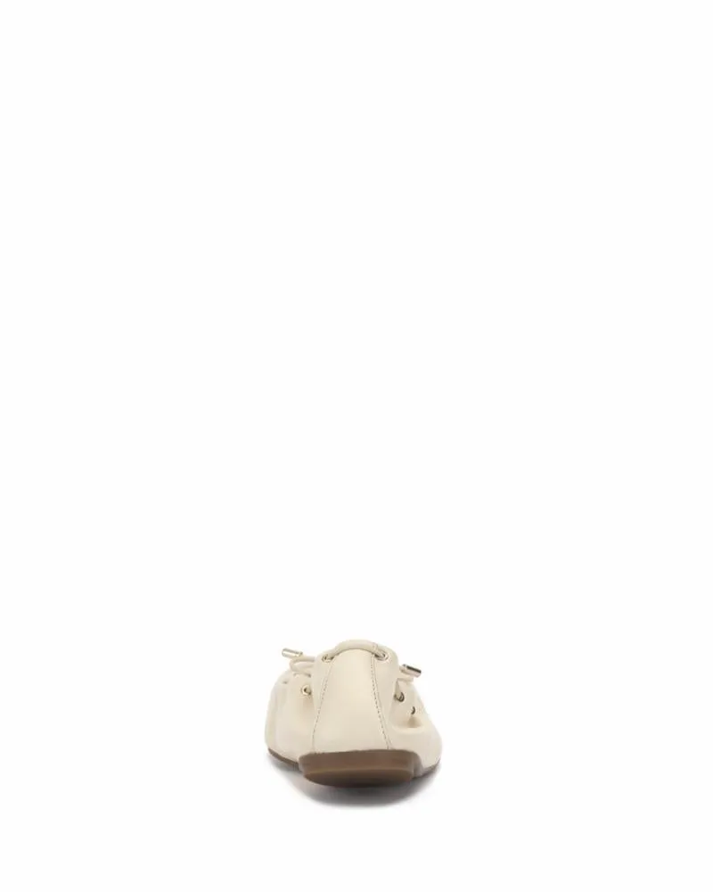 Vince Camuto VALARRAE CREAMY WHITE/BABY SHEEP